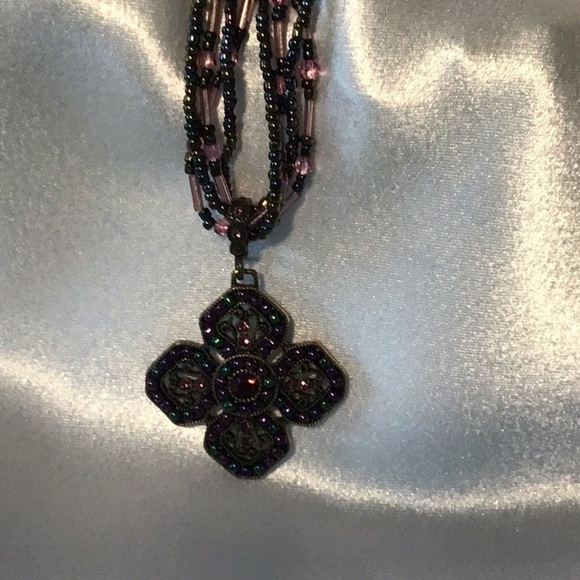 Premier Design necklace with greens, pinks & purples. Vintage look - Picture 3 of 4